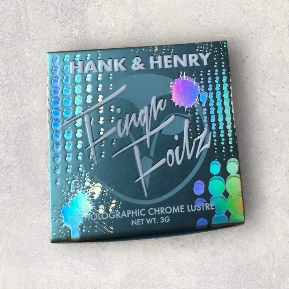 Hank And Henry Finger Foil Holographic Chrome Luster In Llorna